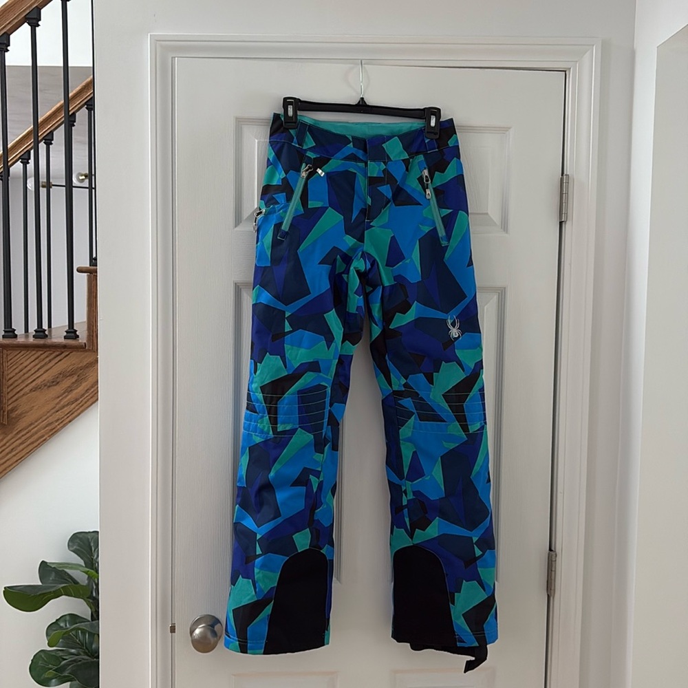 Women’s size 2 Spyder Snow Pants